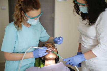 How a Confident Smile Enhances Your Professional Presence